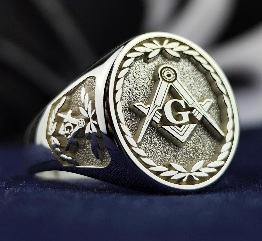 Master Mason Blue Lodge Ring - Engraved Square & Compass G Various Materials - Bricks Masons