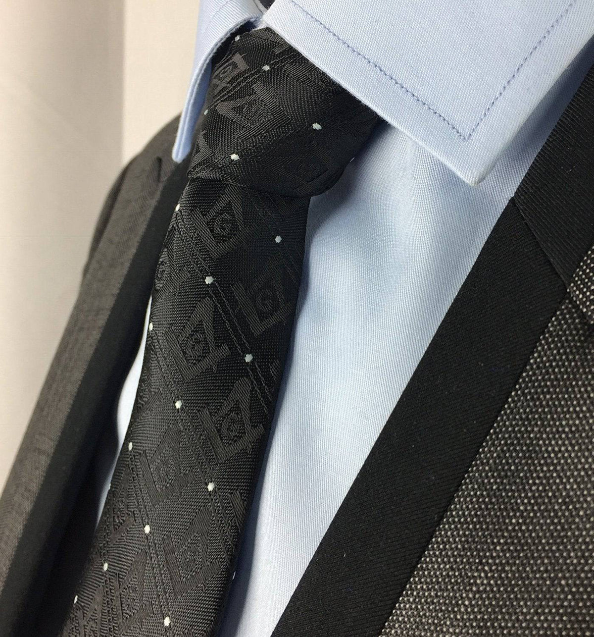 Master Mason Blue Lodge Necktie - Black with Polkadot Square & Compass G - Bricks Masons