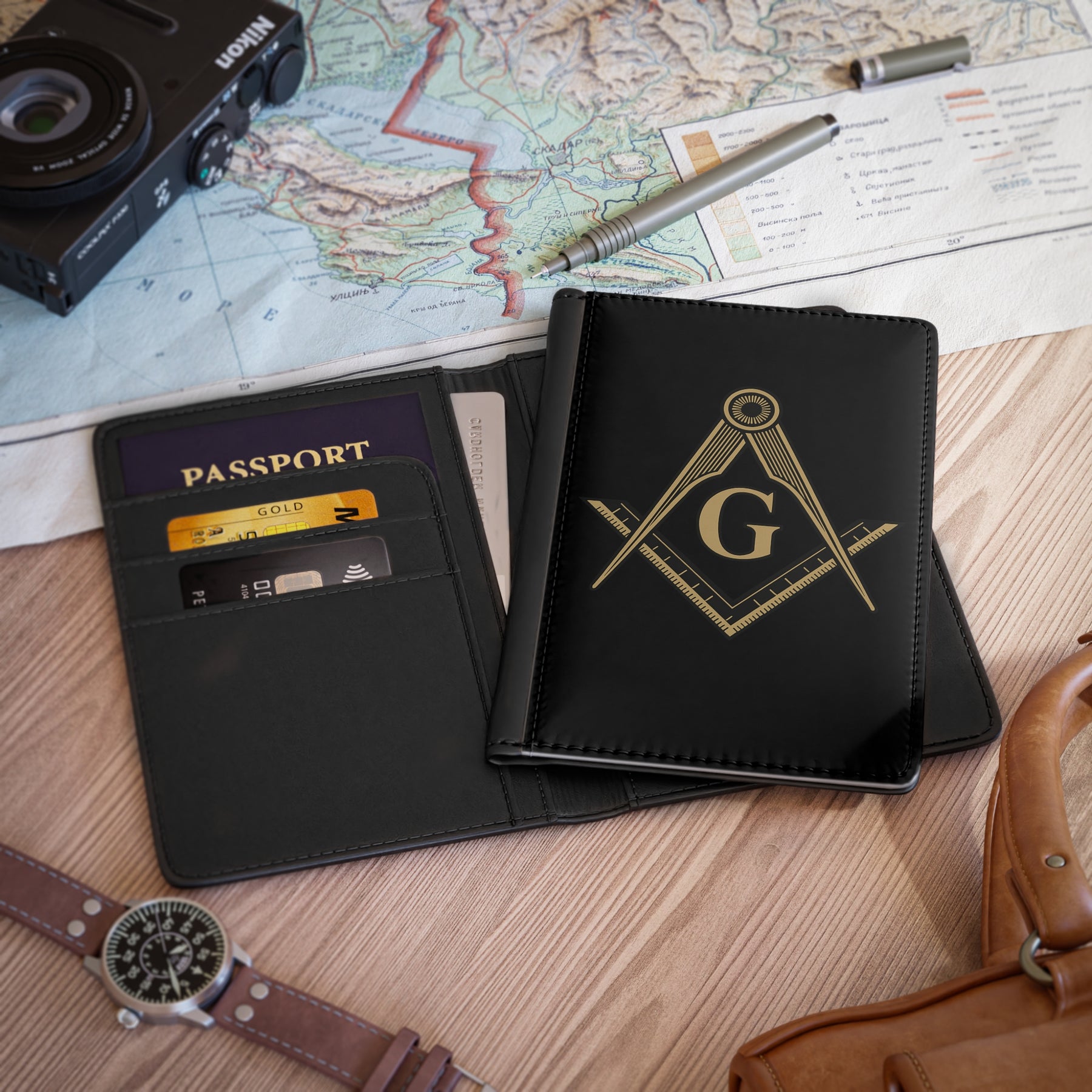 Master Mason Blue Lodge Passport Cover - S&C G PU Leather With Inner Compartments - Bricks Masons