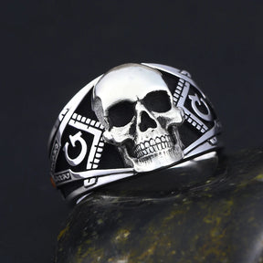 Anillo de la Logia Azul de Maestro Masón - Escuadra y Compás G con Calavera Antigua