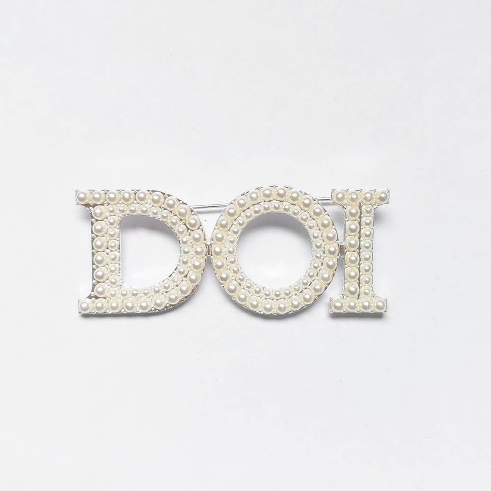 DOI Brooch - High Quality Handmade - Bricks Masons