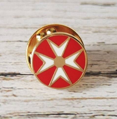 Order Of Malta Lapel Pin - Red Cross - Bricks Masons