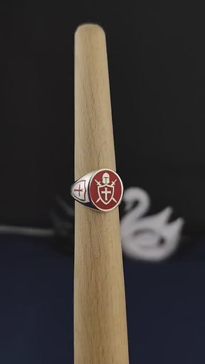 Anillo de los Caballeros Templarios: Cruz y casco templarios de esmalte rojo personalizados