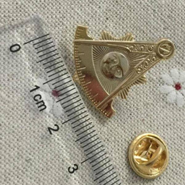 Past Master Blue Lodge Lapel Pin - Gold Plated